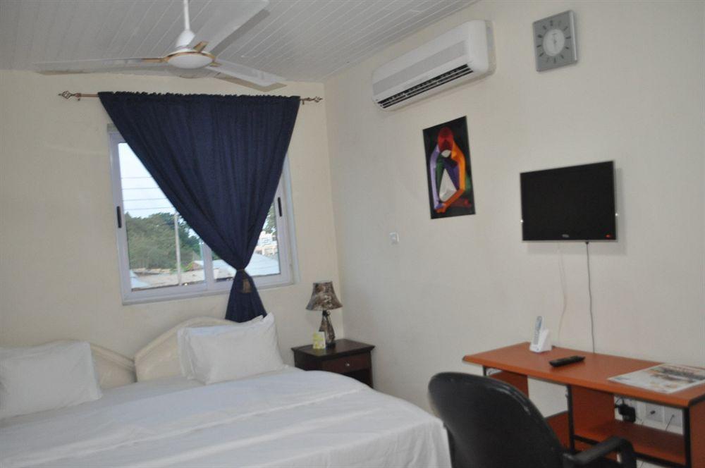 Tribeca Hotel Ghana Accra Extérieur photo