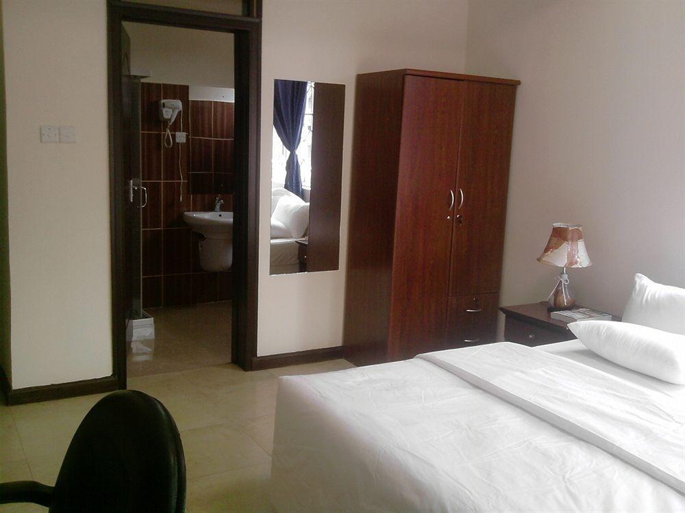 Tribeca Hotel Ghana Accra Extérieur photo