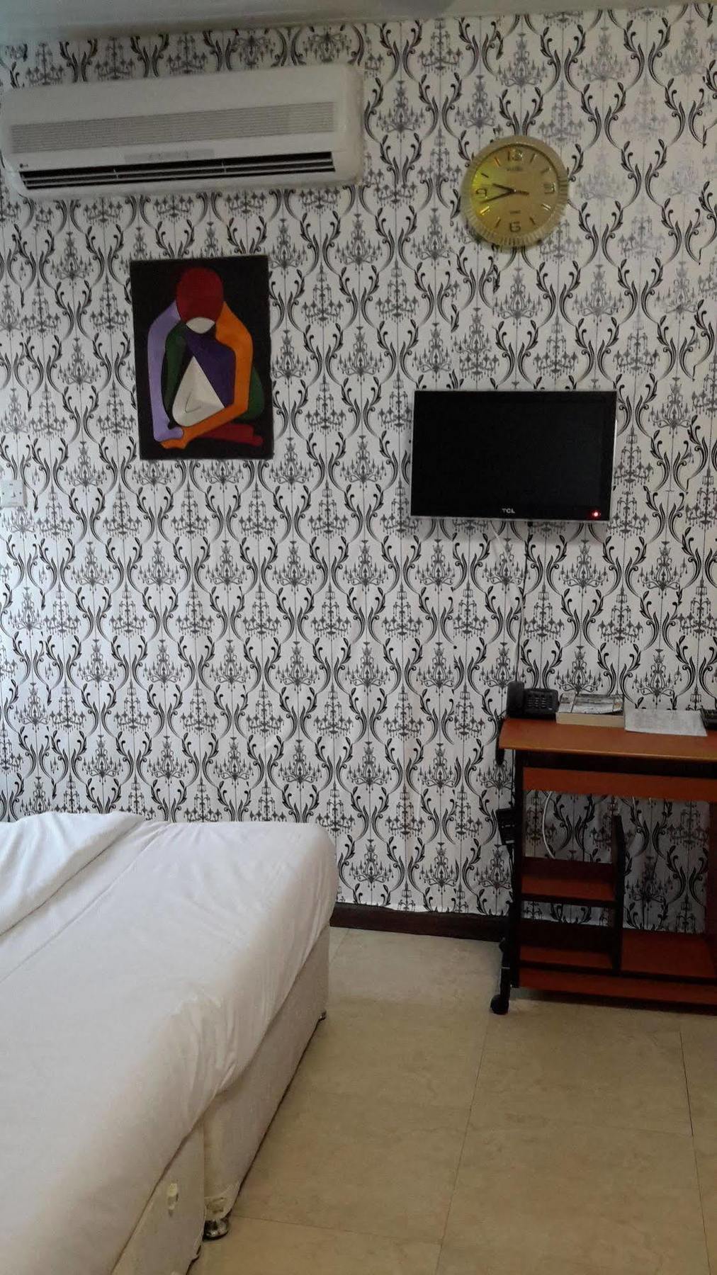 Tribeca Hotel Ghana Accra Extérieur photo